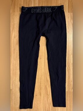 EUC Women’s Gymshark Flex Low Rise Leggings - Black - Size Medium